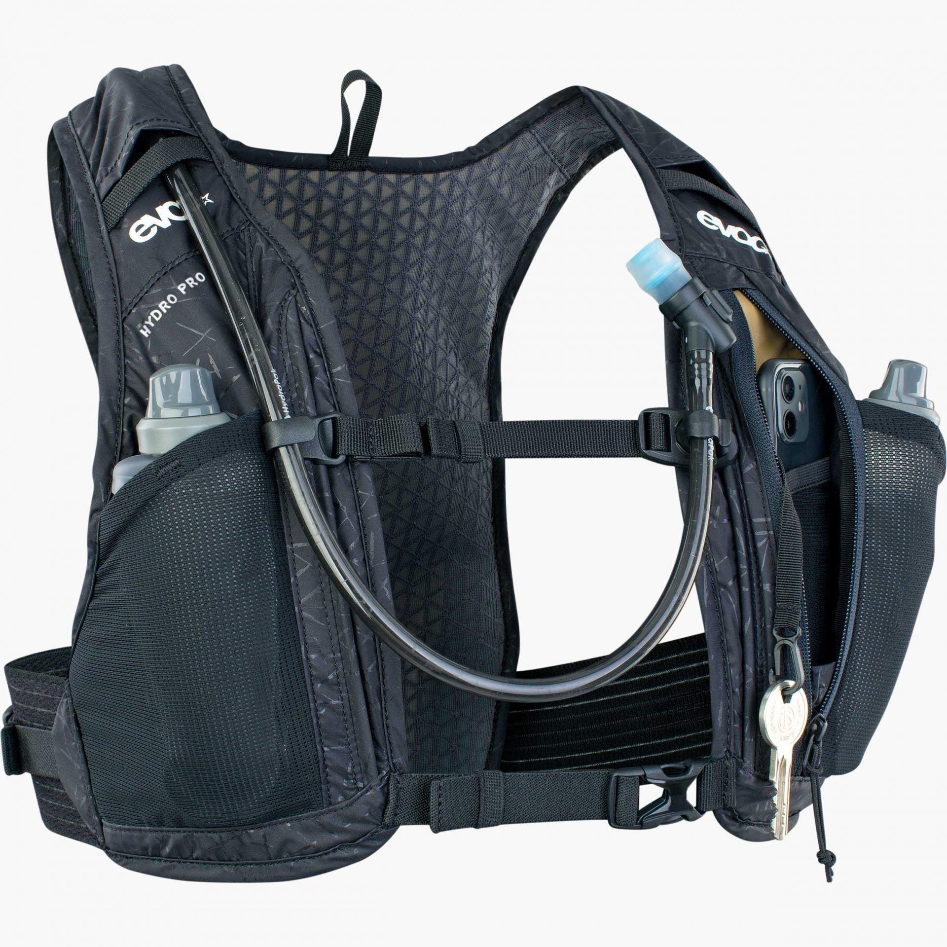 Evoc Hydro Pro Hydration Pack 3L plus 1.5L Bladder - Image 2