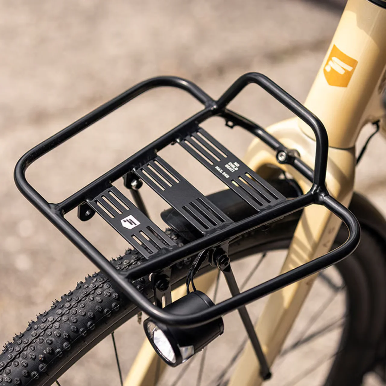 Focus Atlas 'Hawaii' Front Rack - Image 2