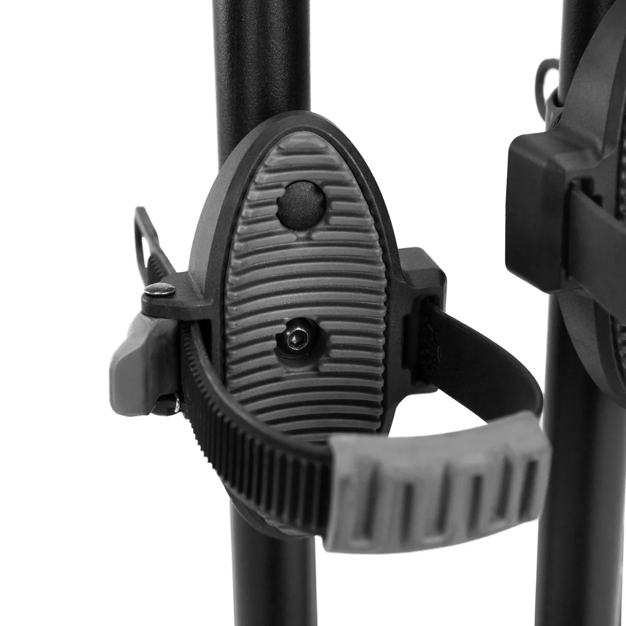 Hollywood Destination 2: 2 Hitch Bike Rack + Free Plate Holder & Light Bar - Image 6