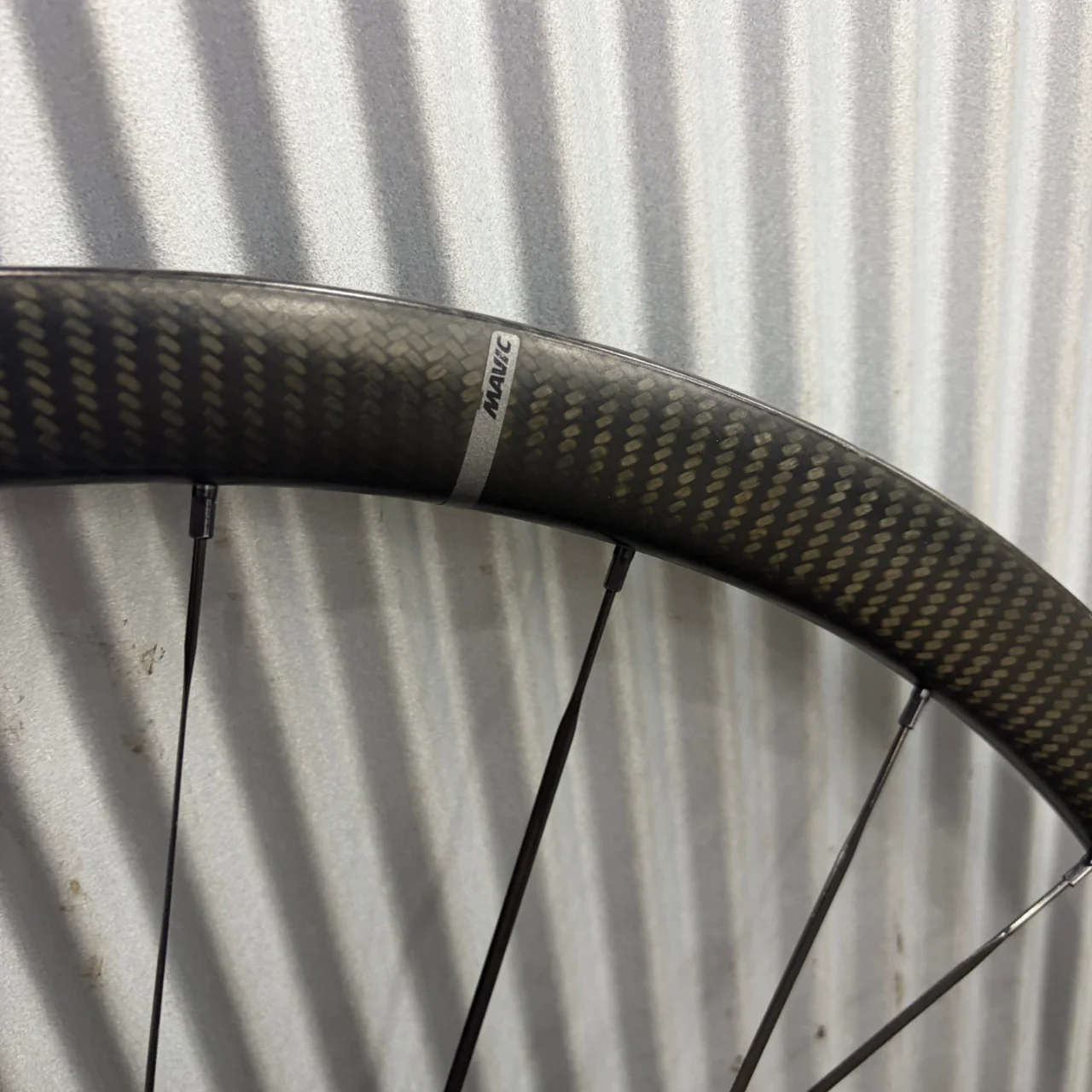 Mavic Cosmic SLS 32 Carbon Disc Wheel - Ex-Demo - Image 3