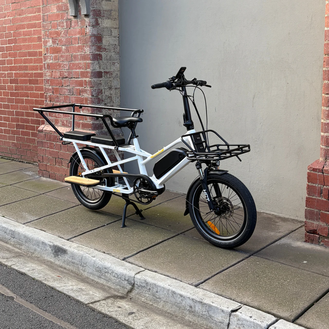 Motorlife Cargo 1 M Electric Cargo Bicycle - White - Image 3