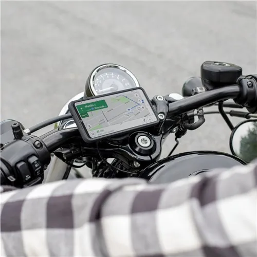 Quad Lock Waterproof Wireless Charging Head - Image 3