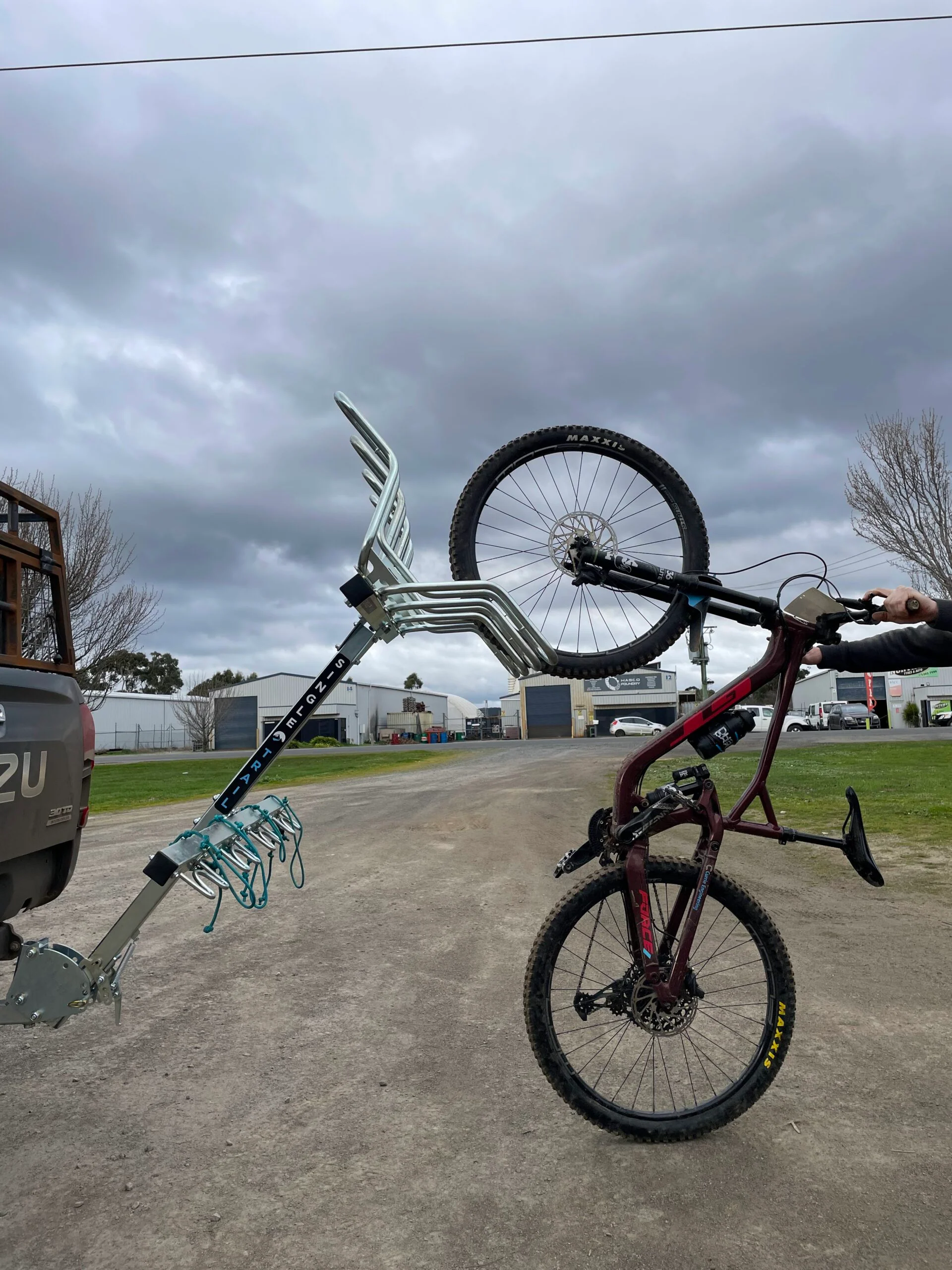Single Trail 5 Bike SL150 Car Bike Rack - Image 4