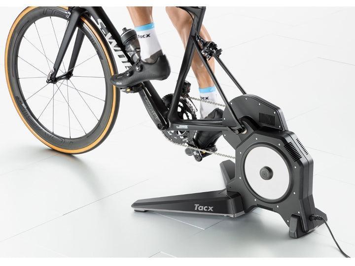 Tacx FLUX S T2900S Smart Trainer with Training & Cycling Apps - Image 4
