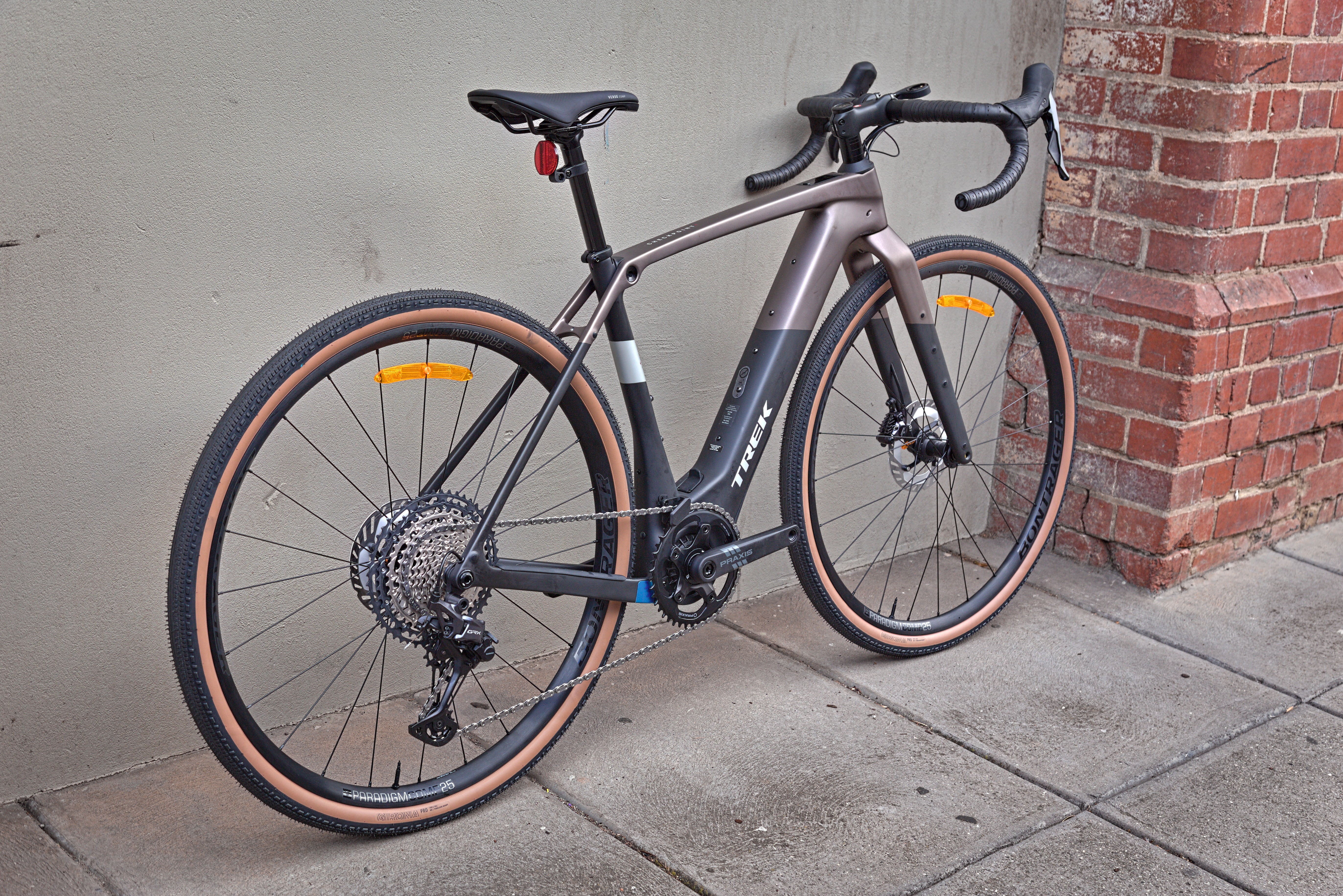 Trek Checkpoint+ SL 5 Electric Gravel Bike - Matte Bronze Age/Dark Web - Image 7