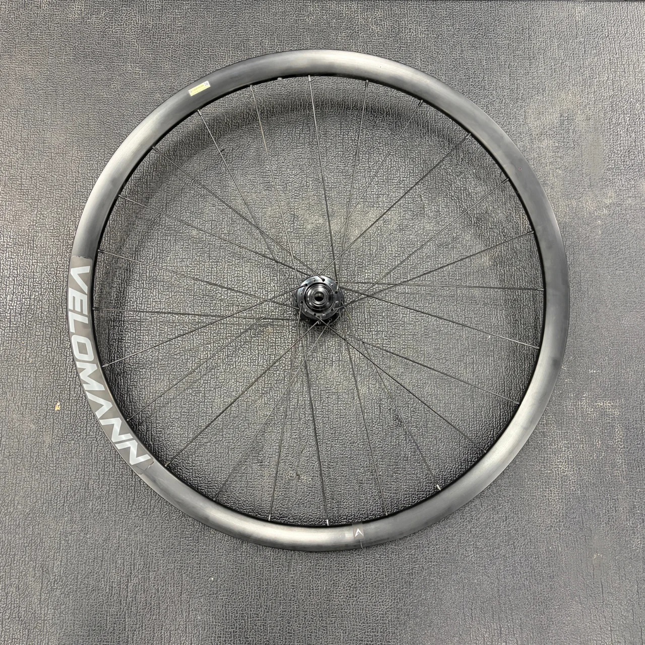 Velomann VR30 Alloy Front Wheel 700c Disc Brake - Image 2
